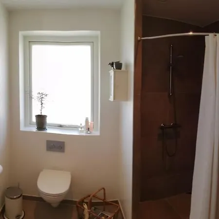 アパート Nyt Hus I Smukke Omgivelser Pa Heden *