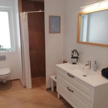 Nyt Hus I Smukke Omgivelser Pa Heden